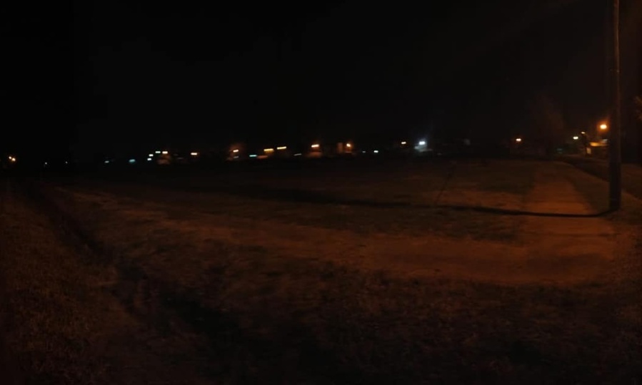 Una plaza de City Bell no tiene luz hace un año y los vecinos están ”cansados de reclamar”