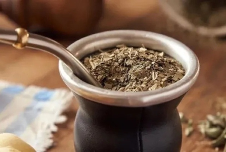 ”Pintamos toda la casa... Que es eso, lo quiero preso”: un joven enfurecido por como arman el mate en Brasil