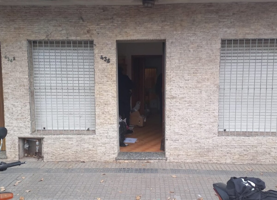 Un platense pactó una cena romántica con una chica de 20 años pero todo fue una trampa: lo drogaron y le robaron