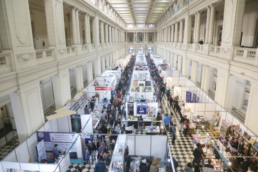 Con más de 150 mil asistentes, culminó la Feria del Libro de La Plata