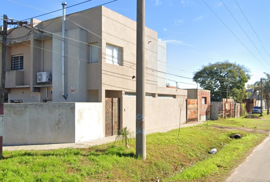 Se dirigió a la cocina por los ladridos de su perra y empezó la pesadilla en una casa de San Carlos