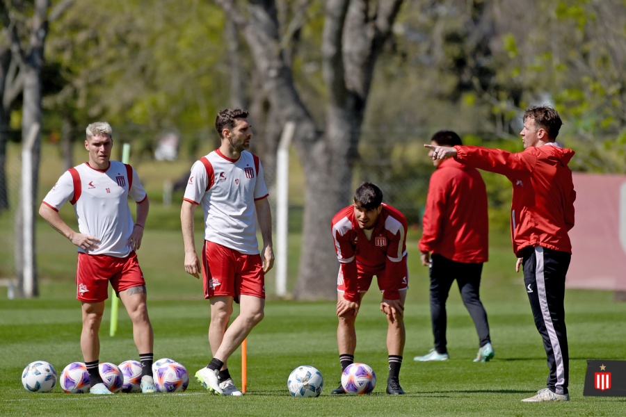 El palito de un futbolista de Estudiantes para Gimnasia
