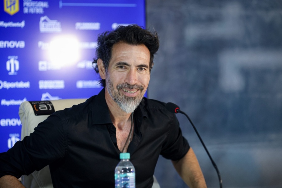 Domínguez honró a Sabella: ”Sabemos el legado de Alejandro, había que estar a la altura y somos de los mejores equipos”