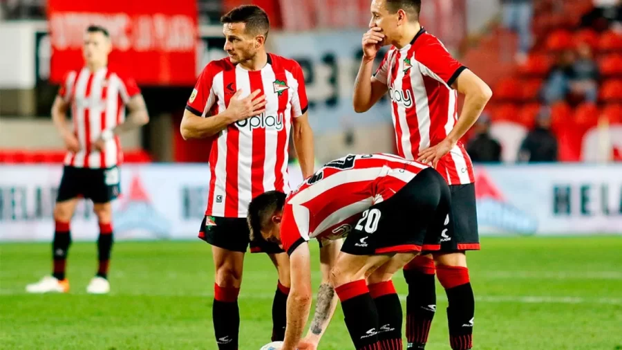 El sorpresivo anuncio de un futbolista de Estudiantes