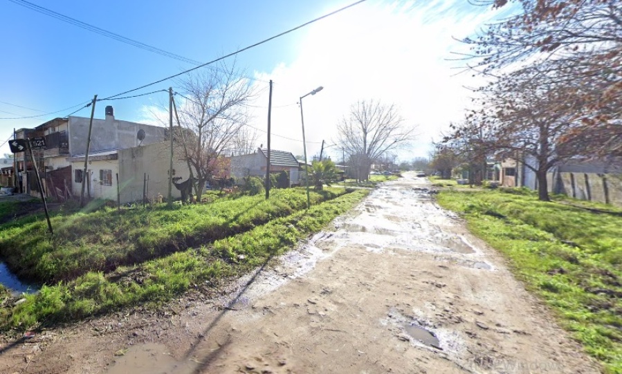 Quisieron robarle en su casa de Melchor Romero pero atrapó al delincuente por sus propios medios