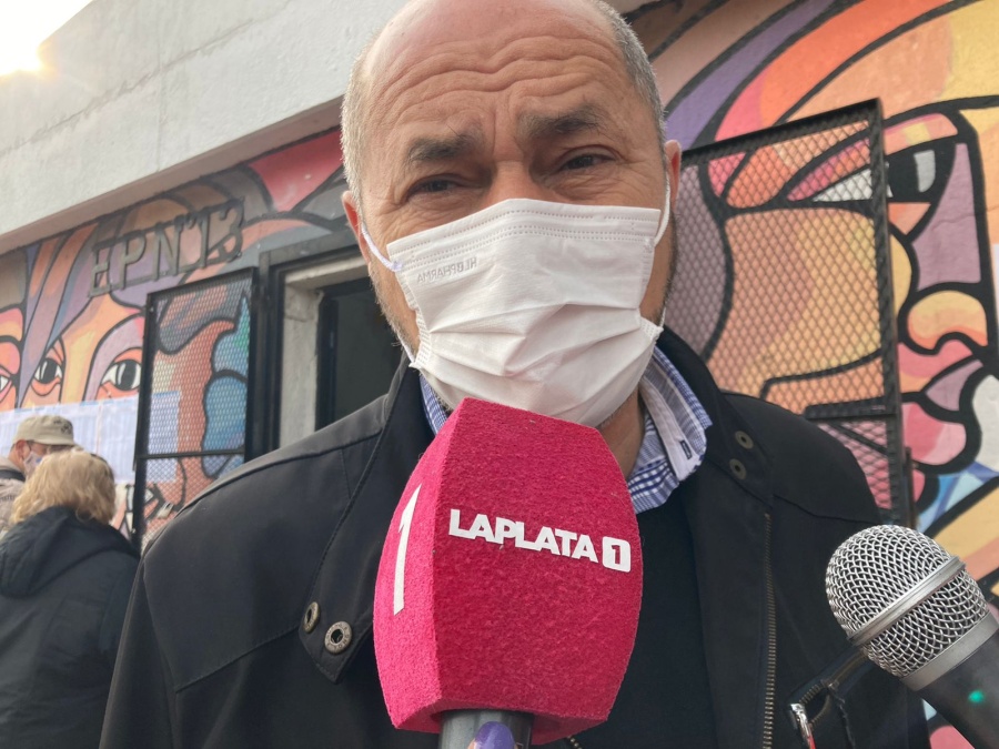 Votó Mario Secco: ”Las elecciones las vivo muy intensamente y las disfruto hasta el último minuto”