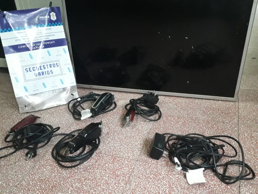 Dos menores robaron una barbería e intentaron escapar en La Plata