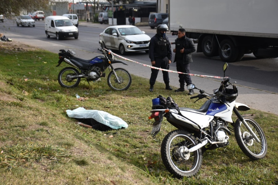 Hallaron sin vida a un hombre en el Bosque platense: habría sufrido un brote psicótico