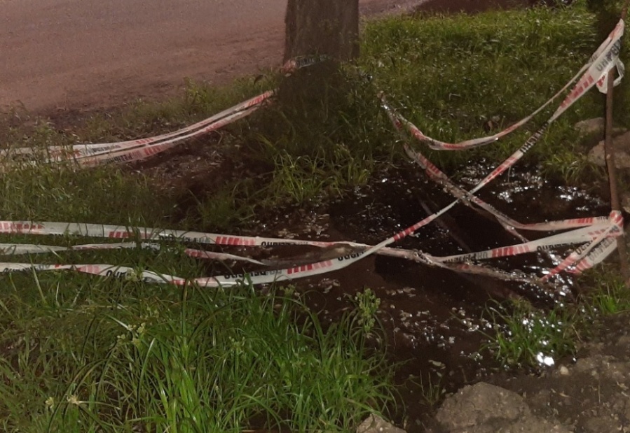 Vecinos de Los Hornos se hartaron por las pérdidas de agua y cortarán la circulación en una esquina