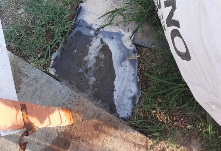 En la zona del bulevar 20 entre 60 y 64 se quejan por la rotura de un caño