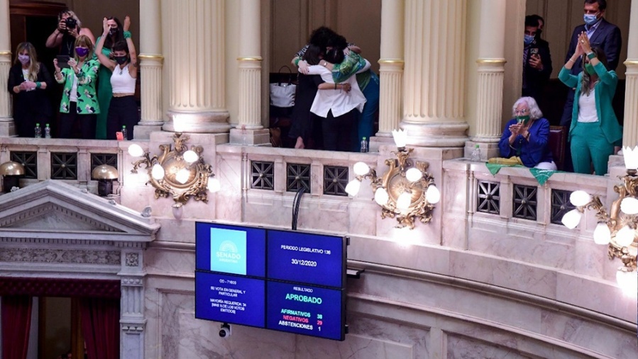 Por decreto, el Gobierno reglamentó la ley de interrupción voluntaria del embarazo