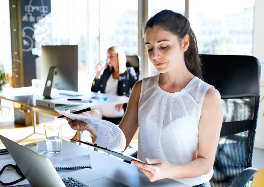 Desde Harvard revelaron cómo ser feliz en el trabajo