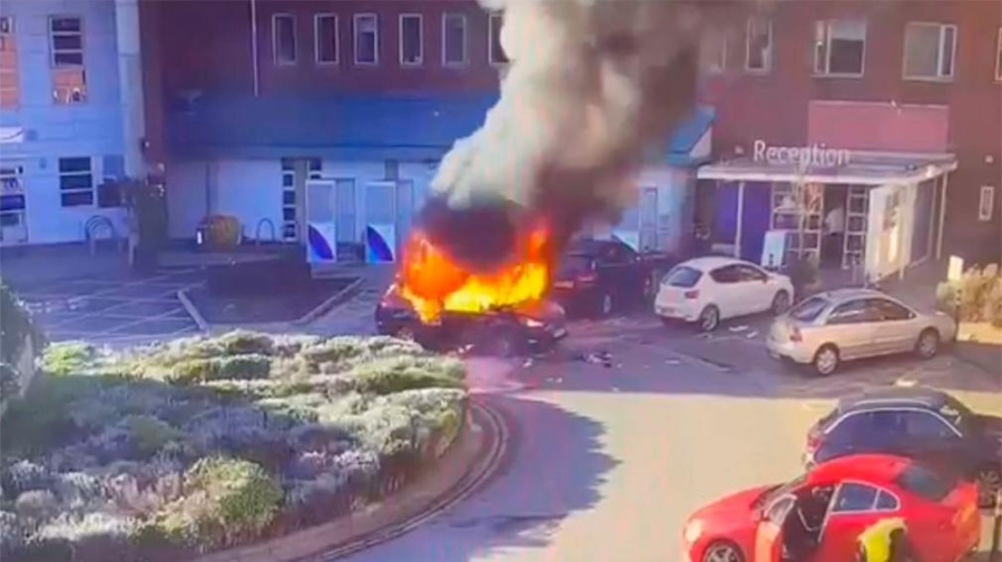 Desde Reino Unido aseguran que sufrieron un ”atentado terrorista” tras la explosión de un taxi en Liverpool