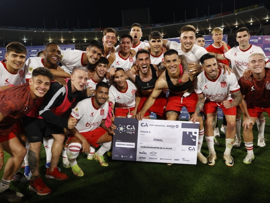 La dirigencia de Estudiantes se hartó: ¿qué dijo ante la demora por la designación del día y la sede para la Copa?