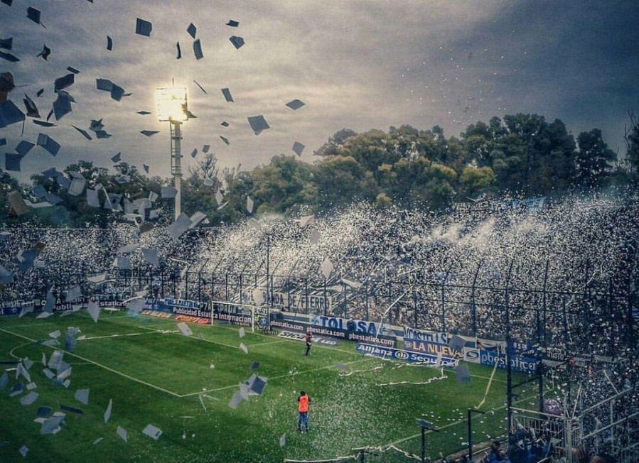 El Lobo está de fiesta: un símbolo del club cumple 99 años 