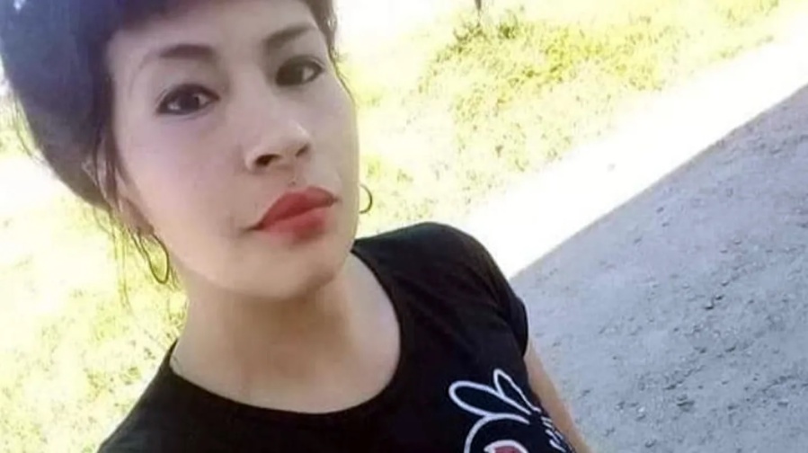 Fue condenada a cadena perpetua la mujer que había prendido fuego a una mamá con su bebé en brazos: el menor falleció