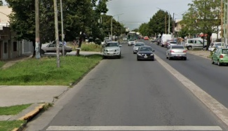 Despertaron en medio de la noche, golpearon y desvalijaron a una jubilada en Los Hornos