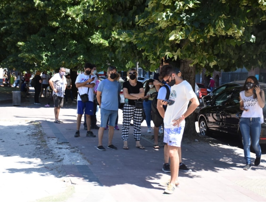 El Ministerio de Salud confirmó que hay circulación comunitaria de la variante Ómicron en Argentina