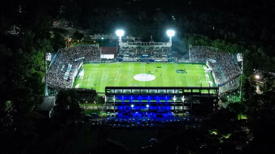 Gimnasia ultima detalles para el partido de Copa: ¿qué ingeniosa medida tomó? 