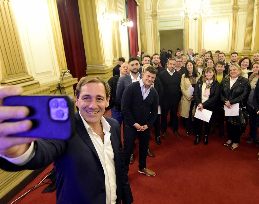 Garro enviará al Concejo un proyecto para eximir de tasas municipales a las empresas de software que lleguen a La Plata