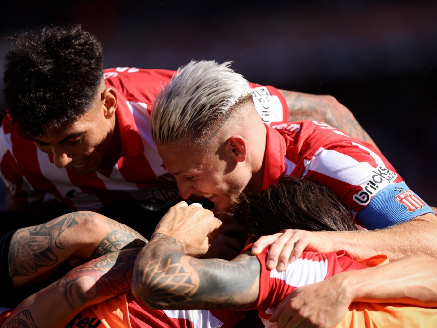 Estudiantes, sin jugar, tuvo una gran noticia pensando en lograr su principal objetivo