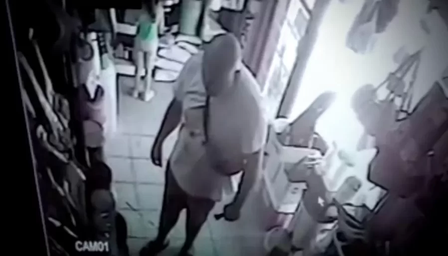 Un hombre vino de visita desde Córdoba, le robaron su billetera en La Plata y no puede regresar