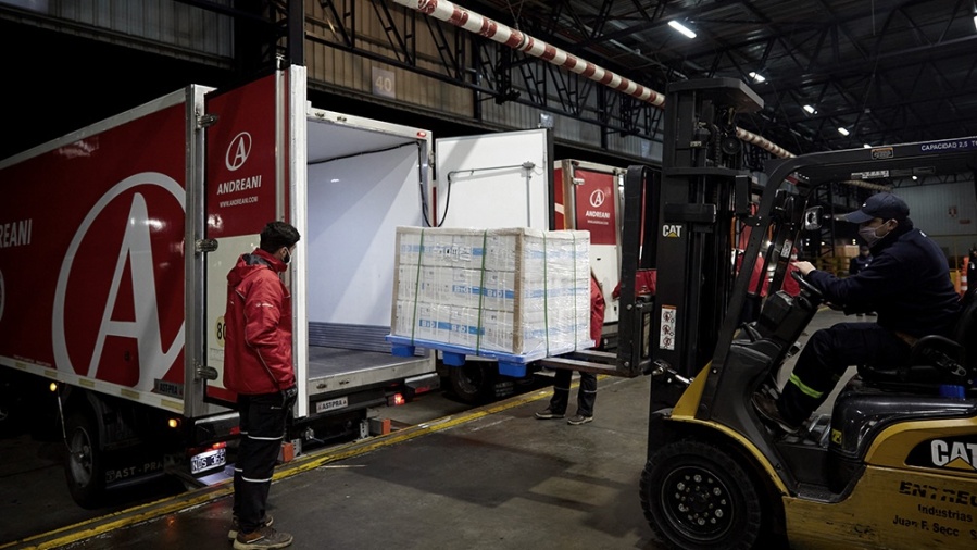 Llegan al país más de un millón y medio de vacunas Sinopharm