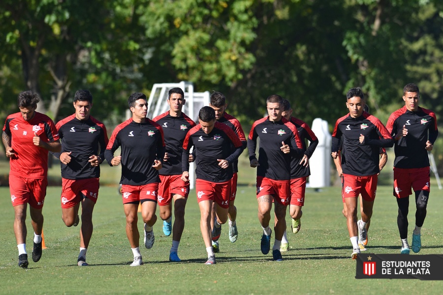 Zielinski probó y perfila el equipo con dos regresos y una sorpresa