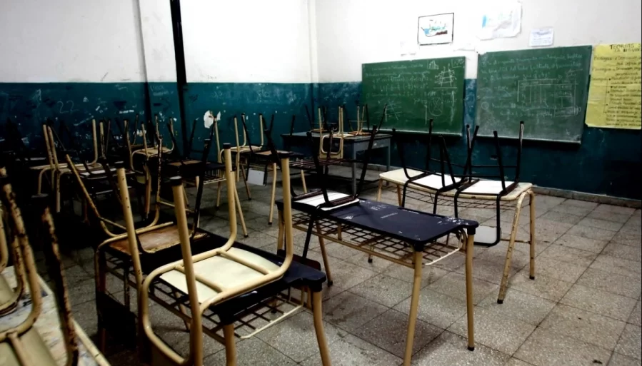 Las escuelas del país no tendrán clases el martes por paro docente