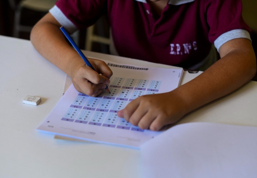 Pruebas Aprender: evalúan a 750 mil estudiantes en todo el país y también hay un cuestionario para docentes