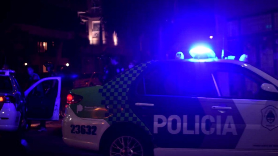 Robo millonario: Salió para aprovechar el fin de semana largo y al volver se encontró todo revuelto