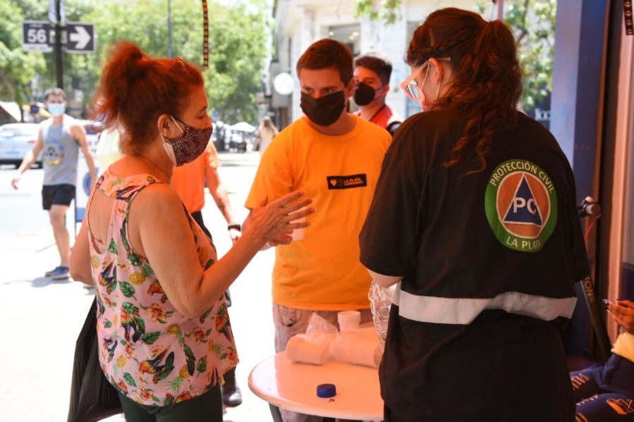 Ante las altas temperaturas, la Municipalidad lanzó una serie de recomendaciones para adultos mayores