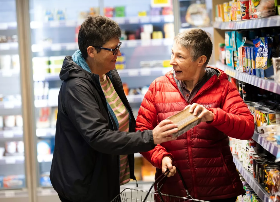 Se confirmó un bono de 55 mil pesos para jubilados en medio de la polémica por la nueva fórmula propuesta por Milei