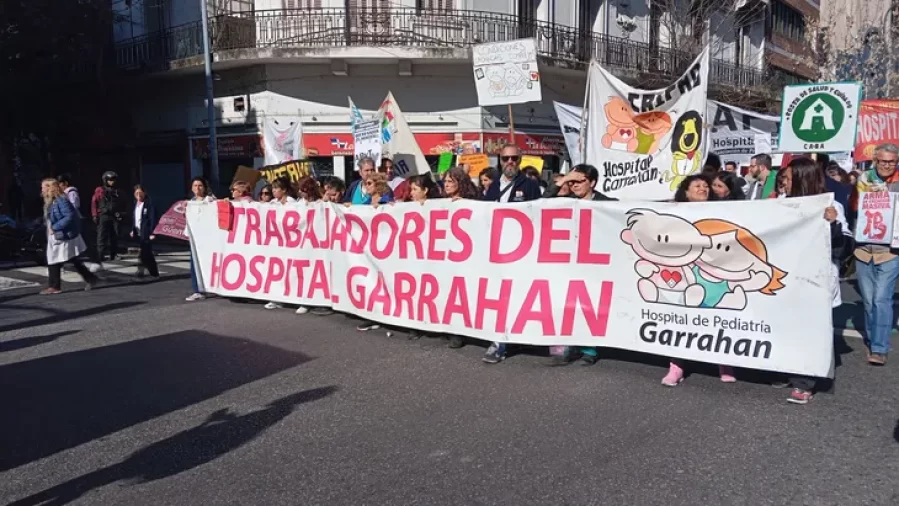 Trabajadores del Garrahan realizan nuevo paro de 24 horas: Plantean un salario inicial de 1.800.000 pesos