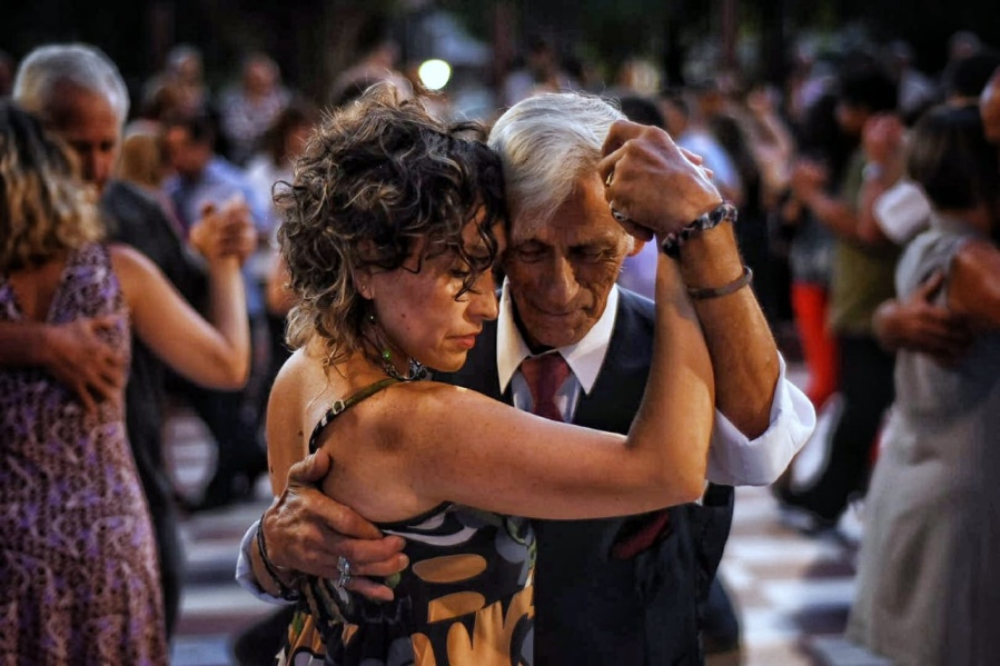 Éste sábado llega una nueva edición de ”Noches Culturales” a pura milonga en el Centro Cultural Islas Malvinas