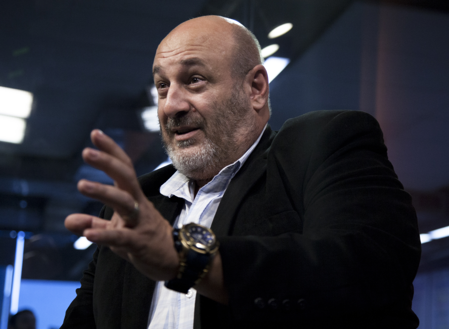 Santiago Cúneo junta firmas para el juicio político a Milei y reveló que el Presidente hizo lo mismo en el gobierno de Macri