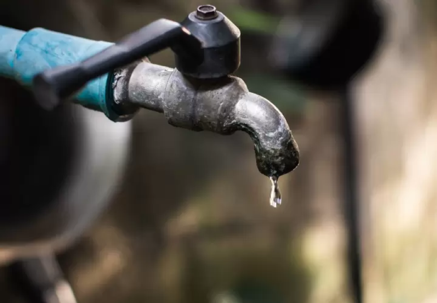 En un sector de Villa Elvira afirmaron que llevan 8 días sin agua