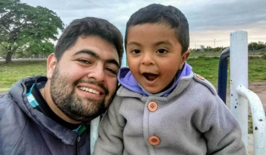 El desgarrador testimonio del padre que sufrió la muerte de su hijo en manos de su esposa: ”Él solo quería ser feliz”