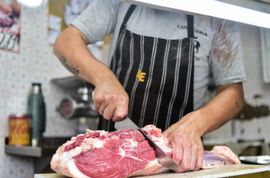 El consumo de carne se derrumbó 12% y es el peor registro en 26 años