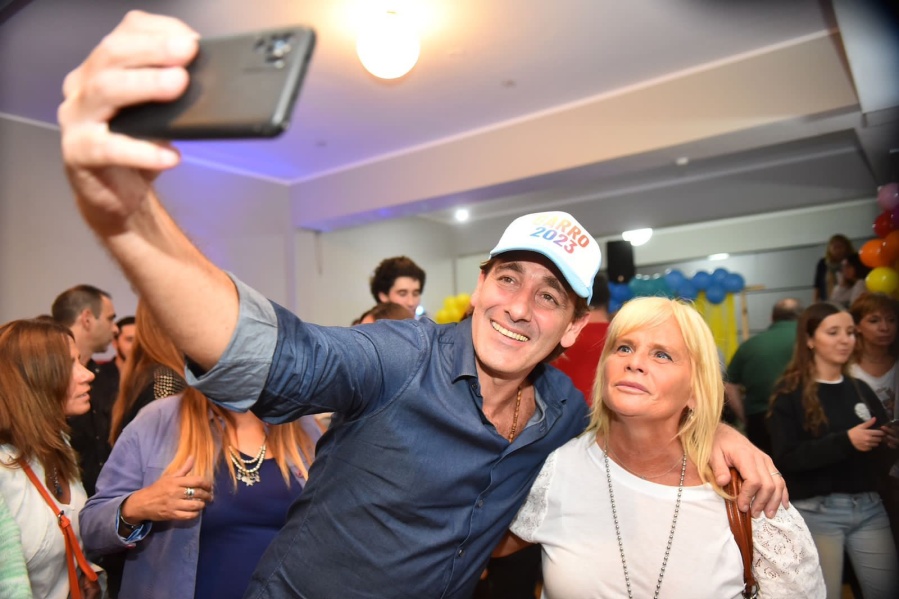 Garro inauguró un local en 7 y 34, y pidió dejar de lado ”pretensiones individuales”: ”El país no necesita grandes aventuras”