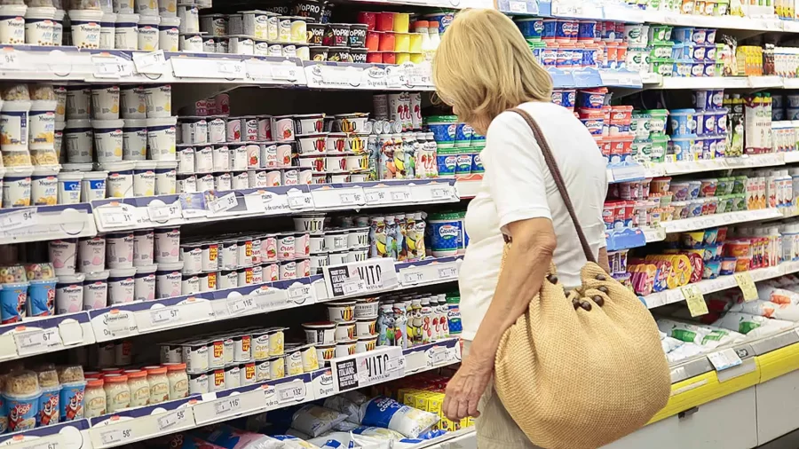 Día del Empleado de Comercio: ¿qué día se celebra este año y cómo repercutirá en la actividad del sector?