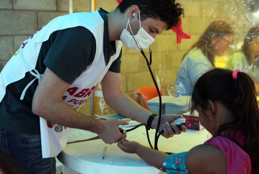 Chequeos médicos gratuitos durante toda la semana en La Plata: se realizan en la República de los Niños y clubes locales