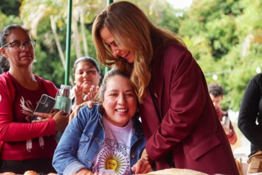 Tolosa Paz recorrió Corrientes y destacó la importancia del Estado presente: ”El trabajo digno es un derecho”