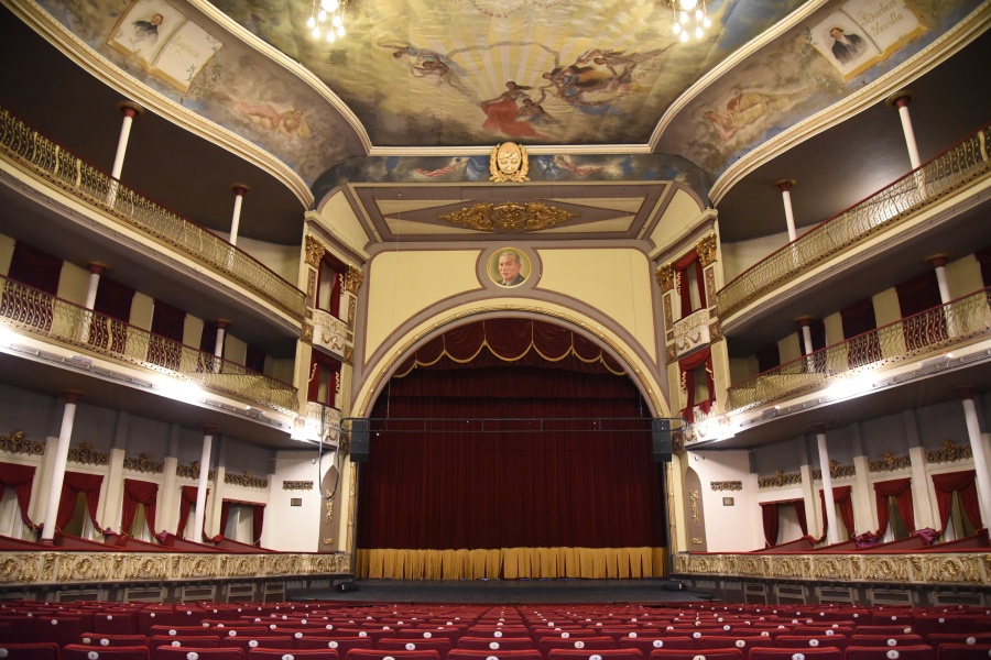 El Coliseo Podestá inaugura el Patio de la Memoria y los Artistas en homenaje a referentes de la cultura desaparecidos