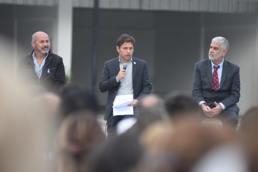 Kicillof salió a desmentir una Fake News que circulaba por las redes sociales: ”La foto está retocada”