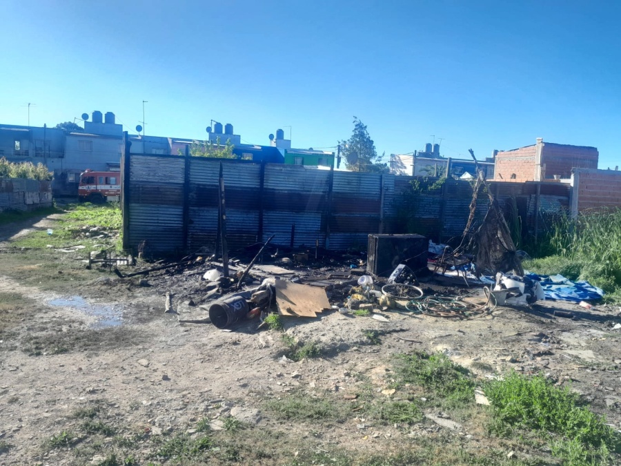 Abusaron de un joven en Berisso y la familia de la víctima prendió fuego la casa de los acusados