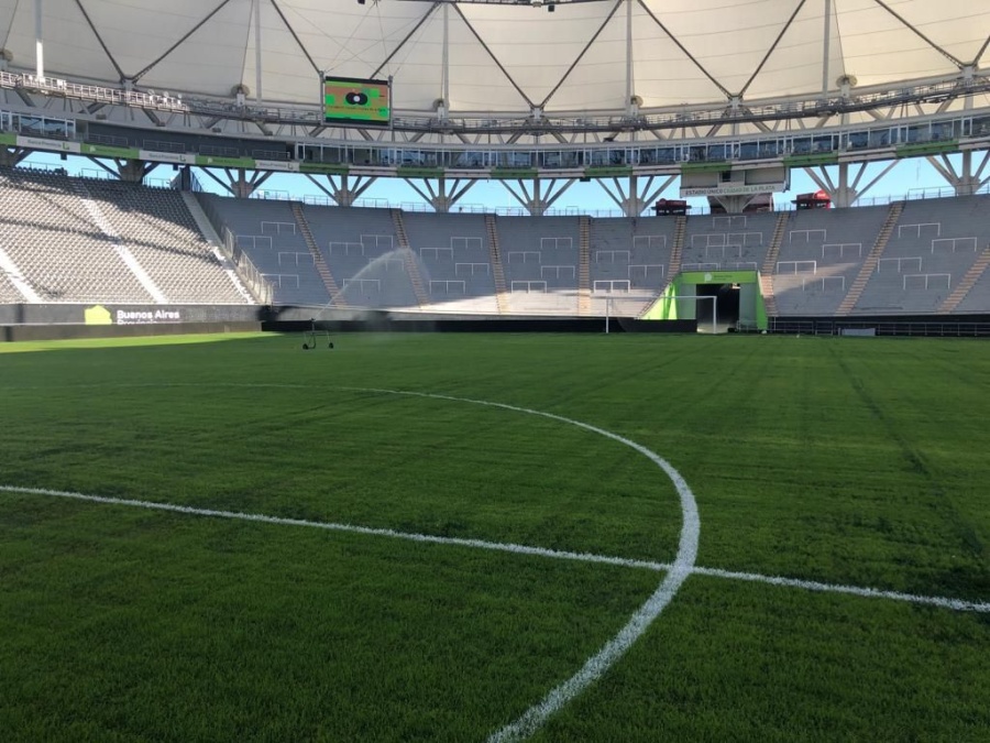 El Lobo reconoce el campo de 25 y 32 y se entrena ahora en el Único