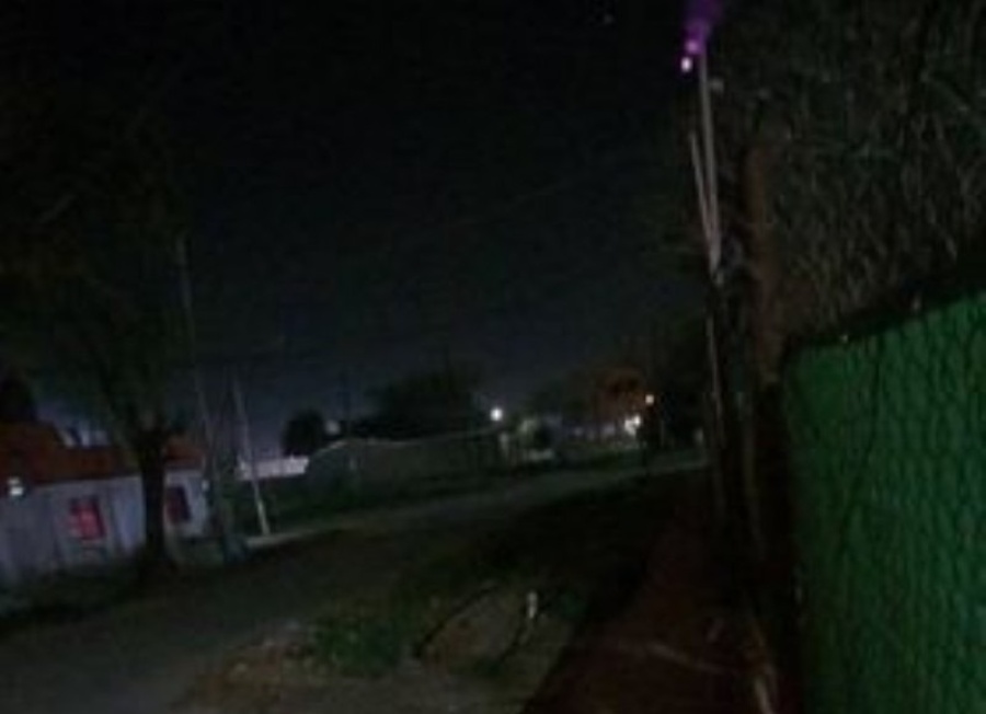 Delincuentes robaron cables y dejaron sin luz a un complejo de departamentos en Barrio Hipódromo