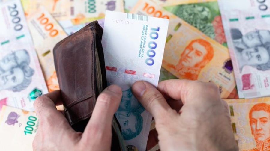 Septiembre inicia con una batería de aumentos que golpeará de lleno el bolsillo de los argentinos