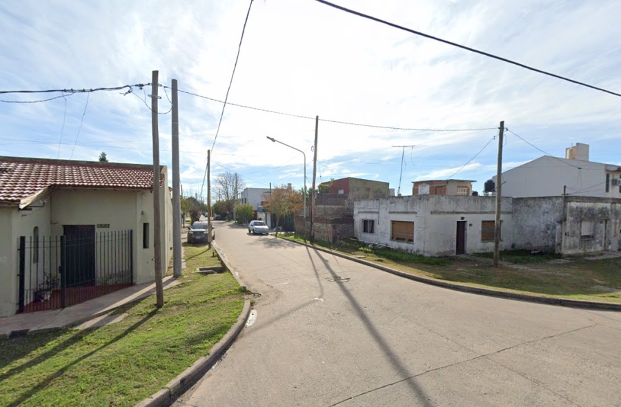 Con una trincheta, asaltaron a dos jubilados en su casa de Ensenada